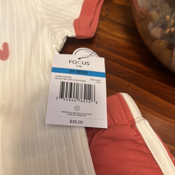 Focus Kids RED/CREAM Homegrown 2-Piece Short Set - Picture 4 of 10